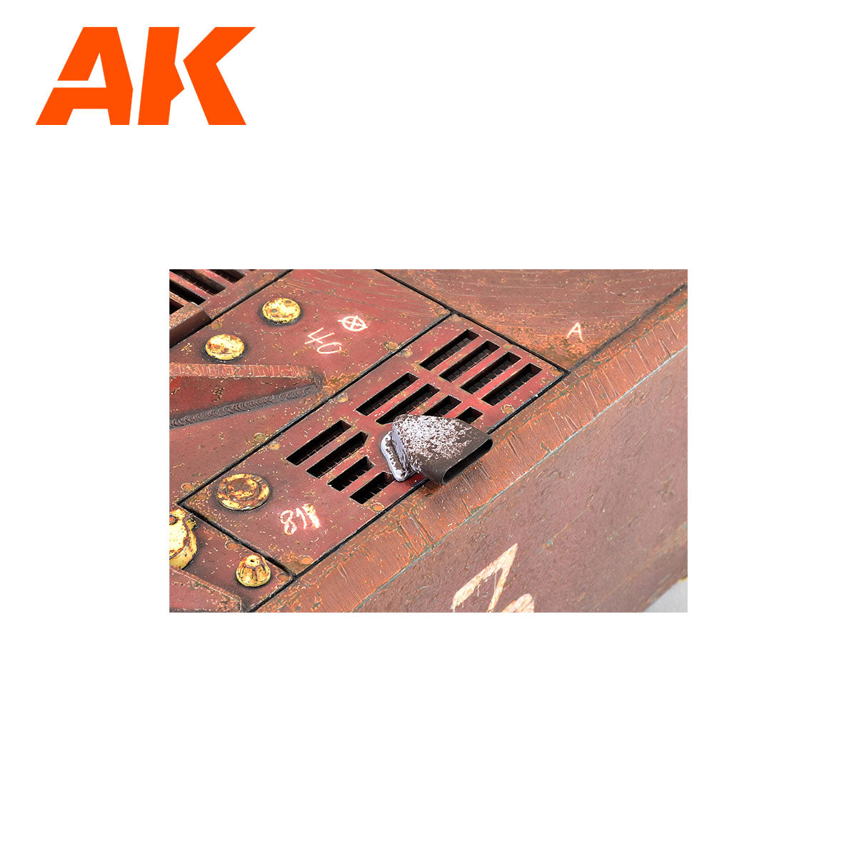 AK Interactive Paneliners for Modeling