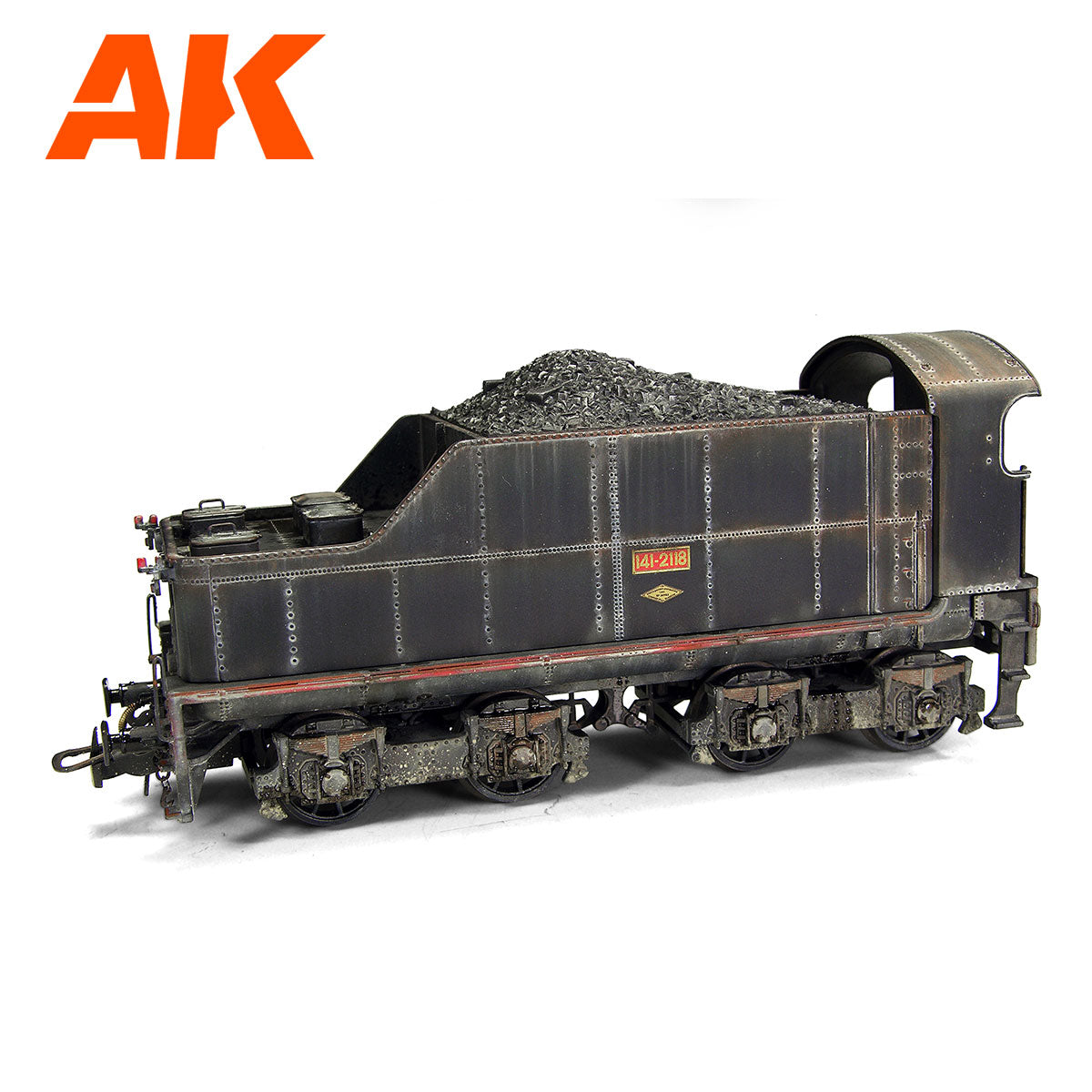 AK Interactive Paneliners for Modeling