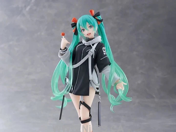 TAITO Hatsune Miku Figure - Fashion (PUNK Ver.)