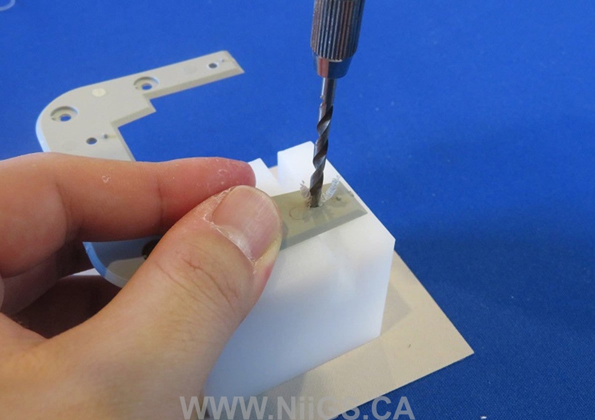 Shimomura Alec Small Table for Precision Work