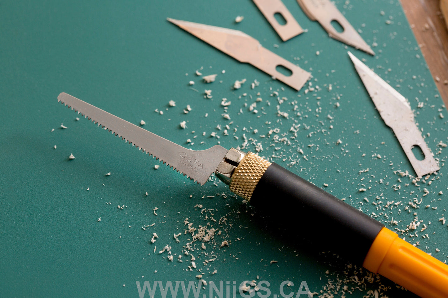 OLFA Cushion Grip Graphic Art Knife (AK-4)