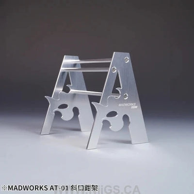 Madworks AT Nippers Stand