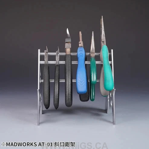 Madworks AT Nippers Stand