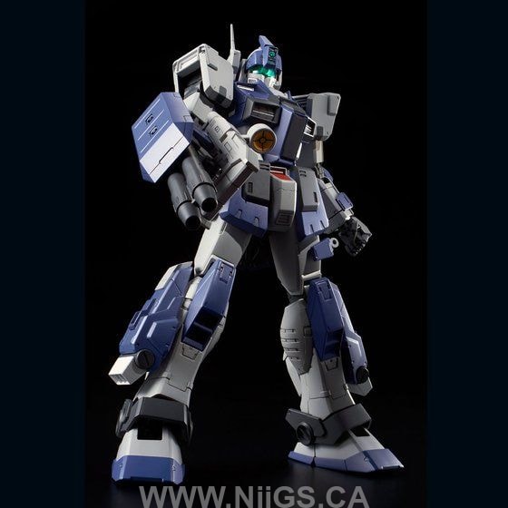 LIMITED Premium Bandai MG 1/100 GM DOMINANCE