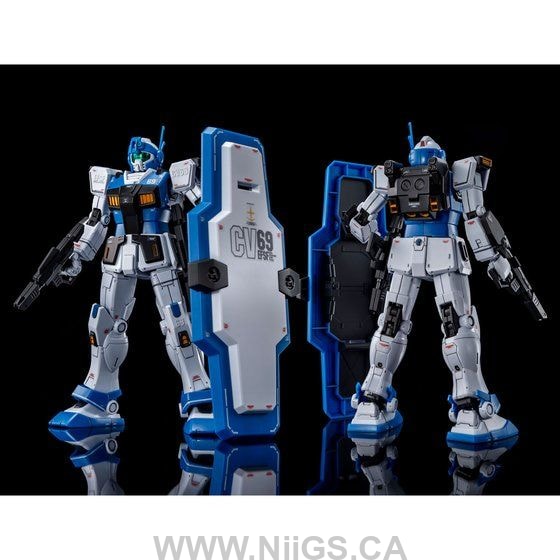 LIMITED PB PREMIUM BANDAI HG 1/144 GM GUARD CUSTOM (with E-2 BEAM SPRAY GUN)