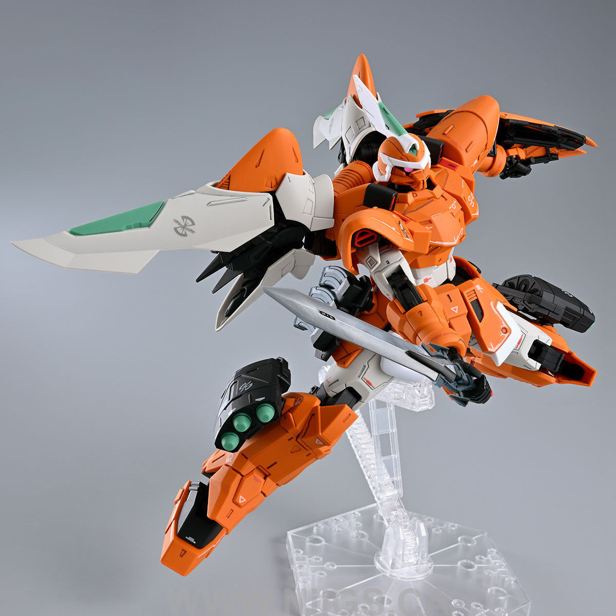 LIMITED Premium Bandai MG 1/100 MOBILE GINN (MIGUEL AYMAN CUSTOM)
