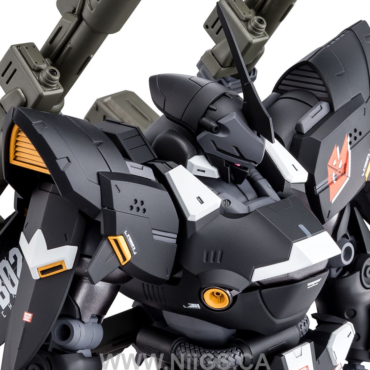 LIMITED MG 1/100 KÄMPFER SCHWER