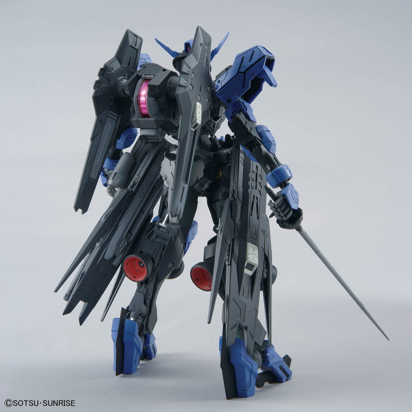 BANDAI HOBBY MG 1/100 GUNDAM VIDAR