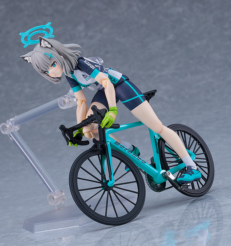 GOOD SMILE COMPANY figma Shiroko Sunaookami (Cycling) DX Edition