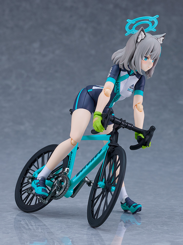 GOOD SMILE COMPANY figma Shiroko Sunaookami (Cycling) DX Edition
