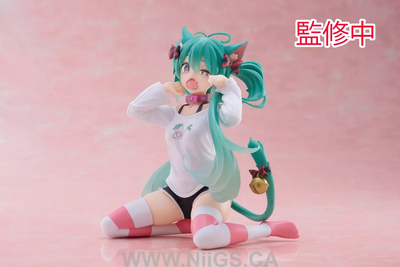 TAITO Hatsune Miku Desktop Cute Figure (Cat Ear T-Shirt Ver.)