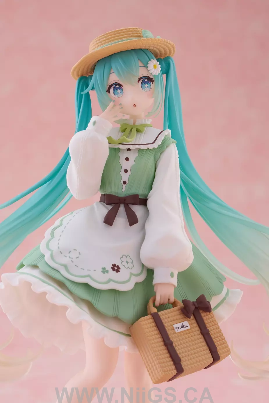 TAITO Hatsune Miku Figure - Fashion (Country Ver.)
