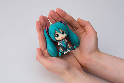 GOOD SMILE COMPANY Nendoroid Plus: Hatsune Miku Rubber Mascot