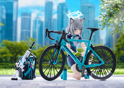 GOOD SMILE COMPANY figma Shiroko Sunaookami (Cycling) DX Edition