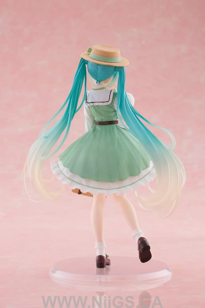 TAITO Hatsune Miku Figure - Fashion (Country Ver.)