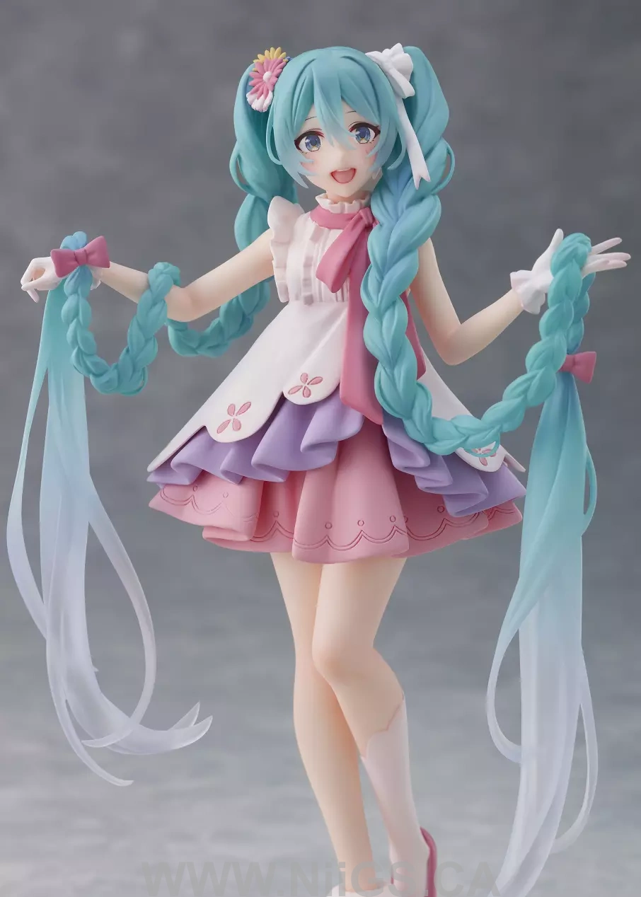 TAITO Hatsune Miku Wonderland Figure - Rapunzel