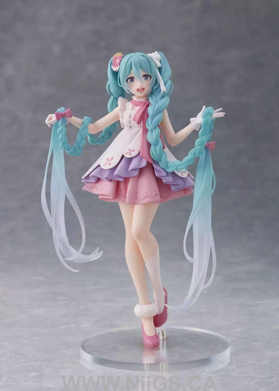 TAITO Hatsune Miku Wonderland Figure - Rapunzel