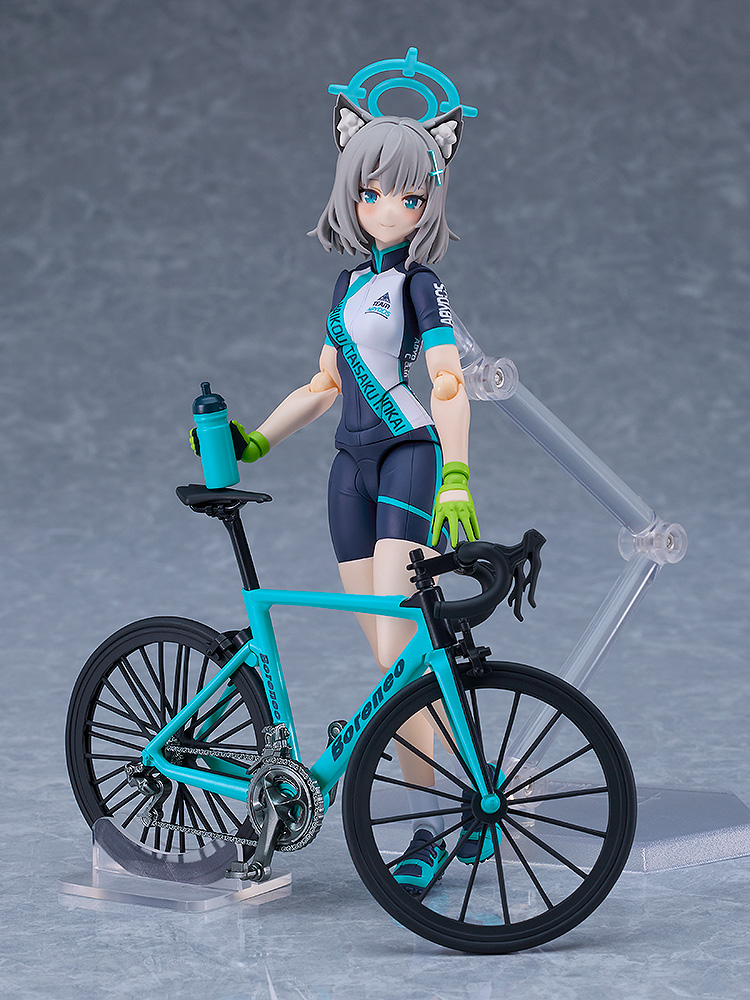 GOOD SMILE COMPANY figma Shiroko Sunaookami (Cycling) DX Edition