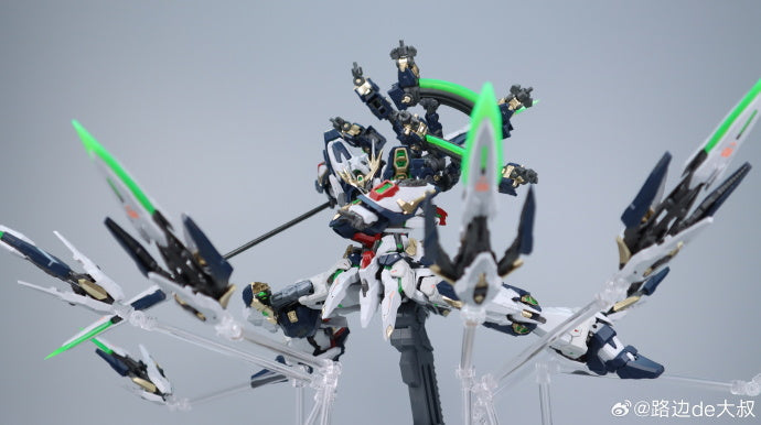 Vientiane Fusion 1/100 Apocalypse model kit