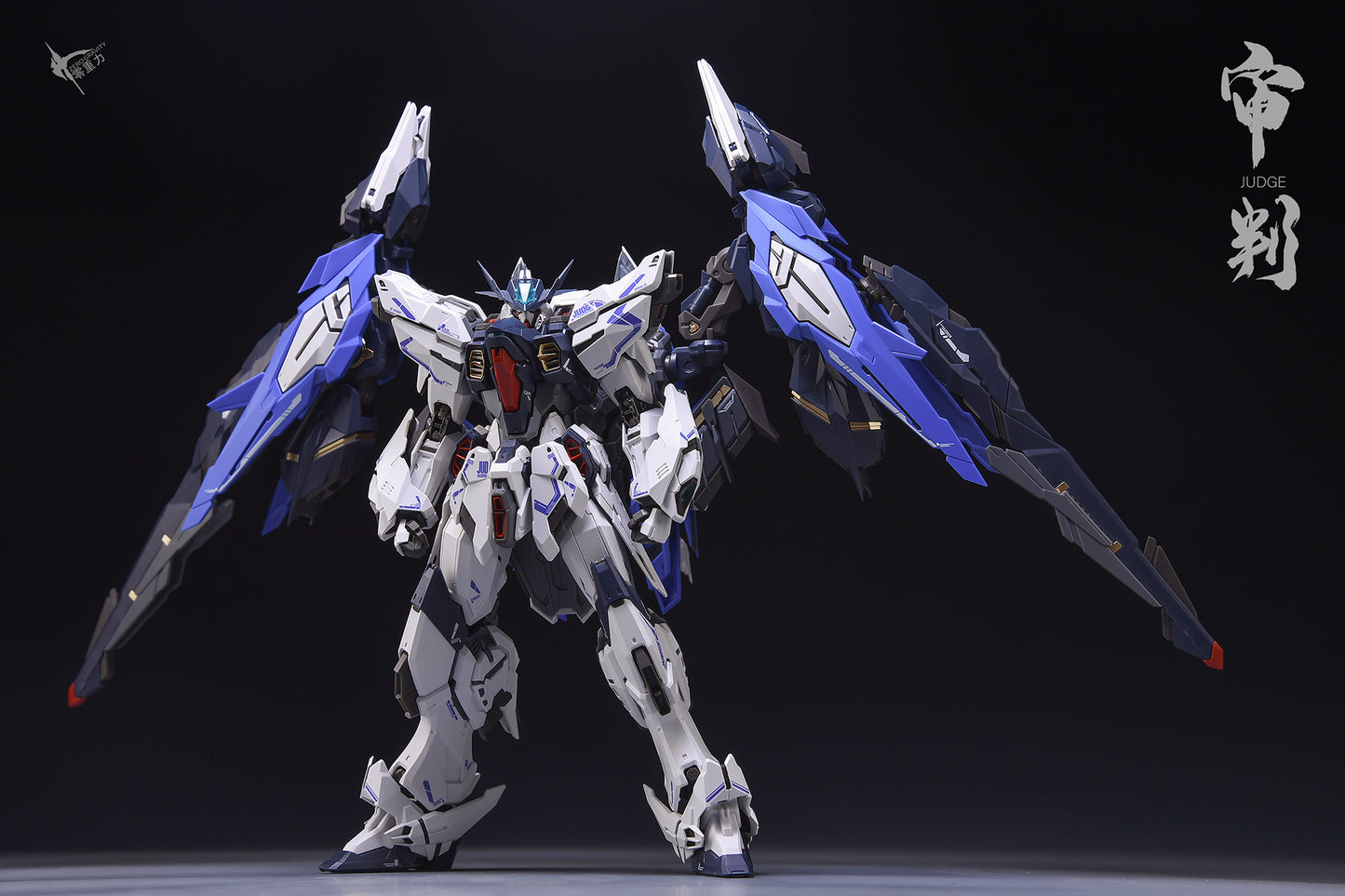 Zero Gravity 1/100 Judge Moonlight Ver.