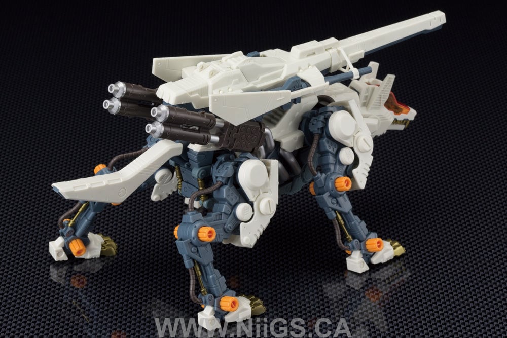 Kotobukiya 1/72 Zoids RHI-3 Command Wolf Repackage Ver.