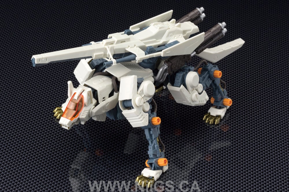 Kotobukiya 1/72 Zoids RHI-3 Command Wolf Repackage Ver.