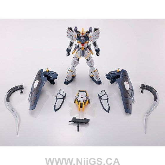 LIMITED Premium Bandai MG 1/100 Gundam Sandrock EW (equipped with Armadillo)