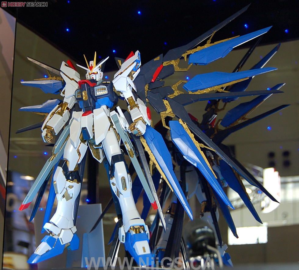 PG 1/60 Perfect Grade Strike Freedom Gundam