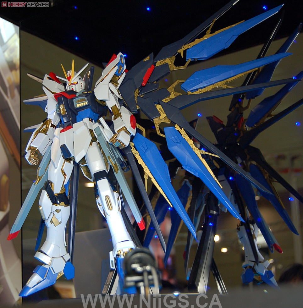 PG 1/60 Perfect Grade Strike Freedom Gundam