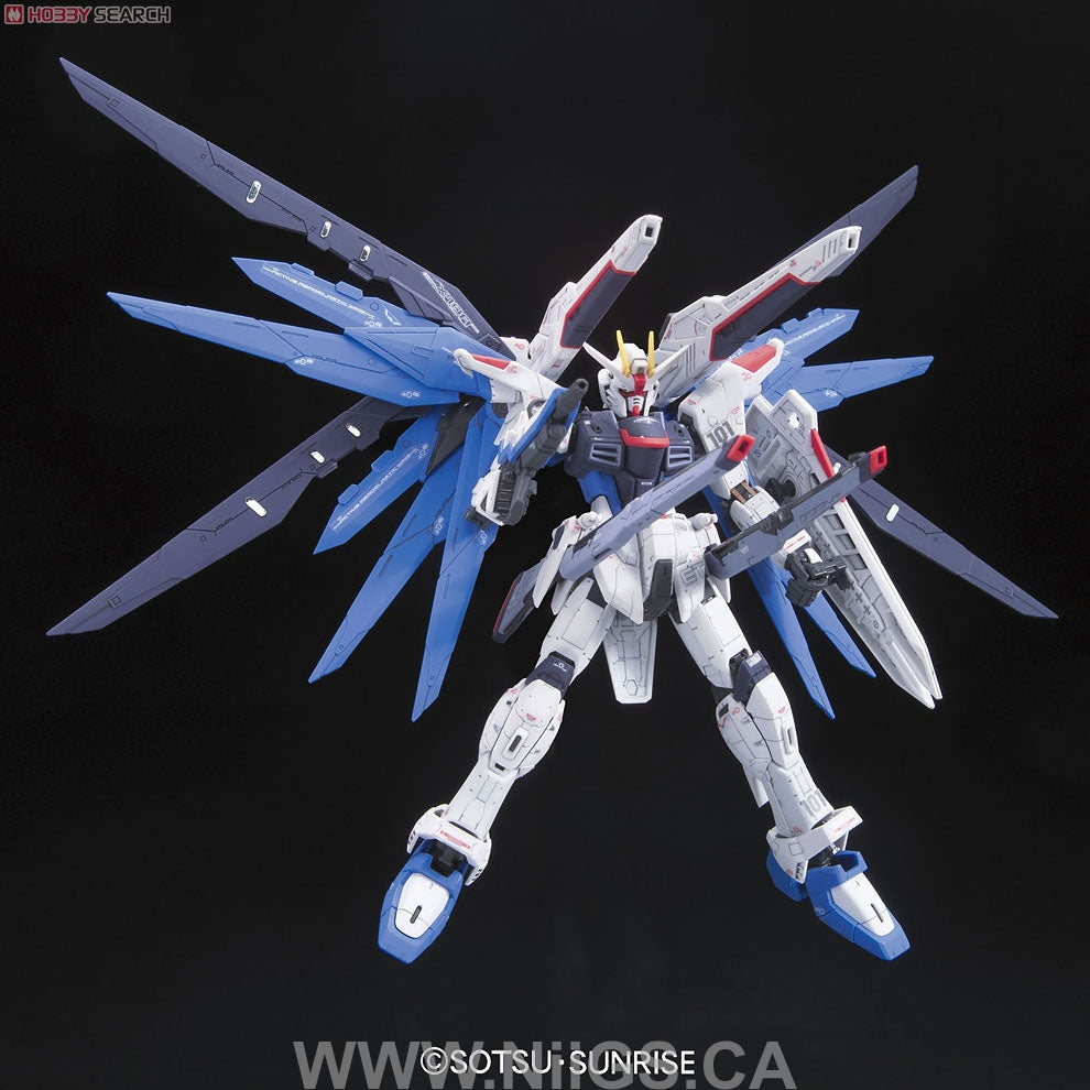 BANDAI Hobby RG 1/144 #05 Freedom Gundam