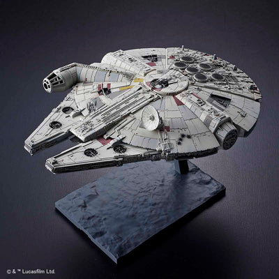BANDAI 1/144 Millennium Falcon (The Rise of Skywalker)