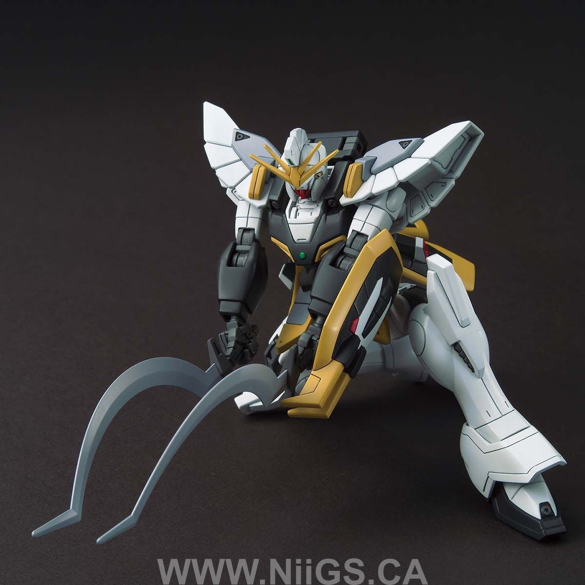 BANDAI Hobby HG 1/144 GUNDAM SANDROCK