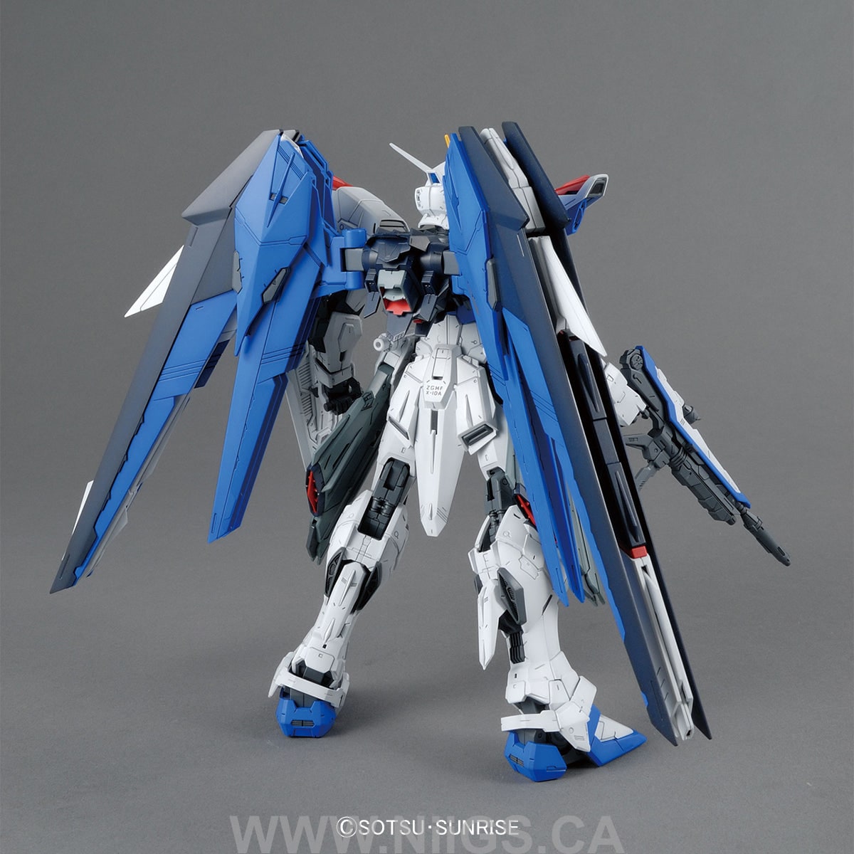 MG 1/100 Freedom Gundam Ver.2.0 & Kira Yamato