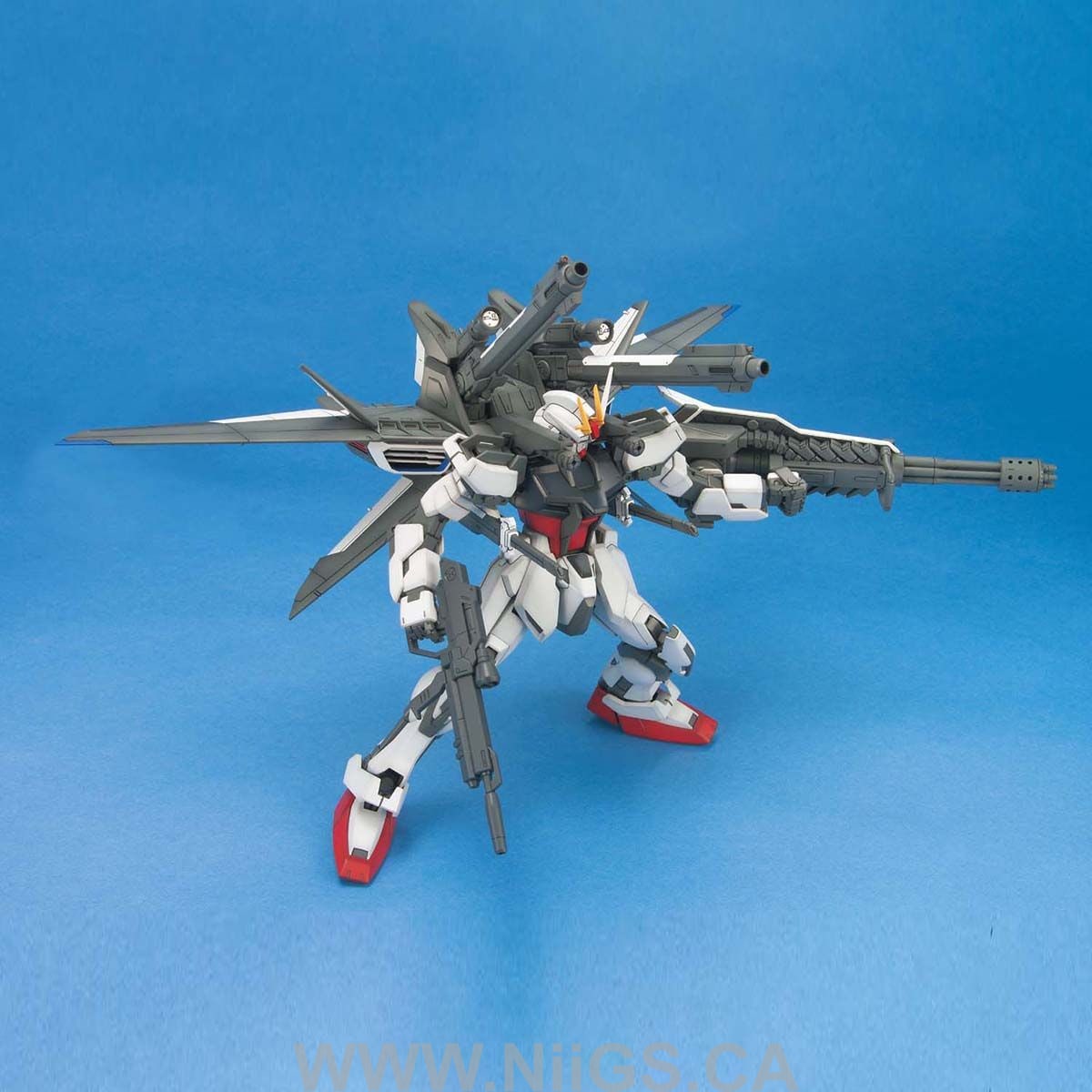 BANDAI Hobby MG 1/100 Strike Gundam + IWSP