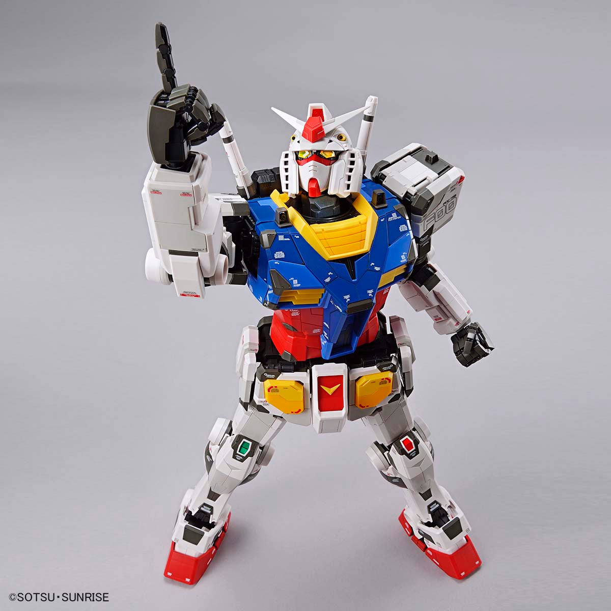 LIMITED Gundam Factory 1/48 RX-78F00 Gundam