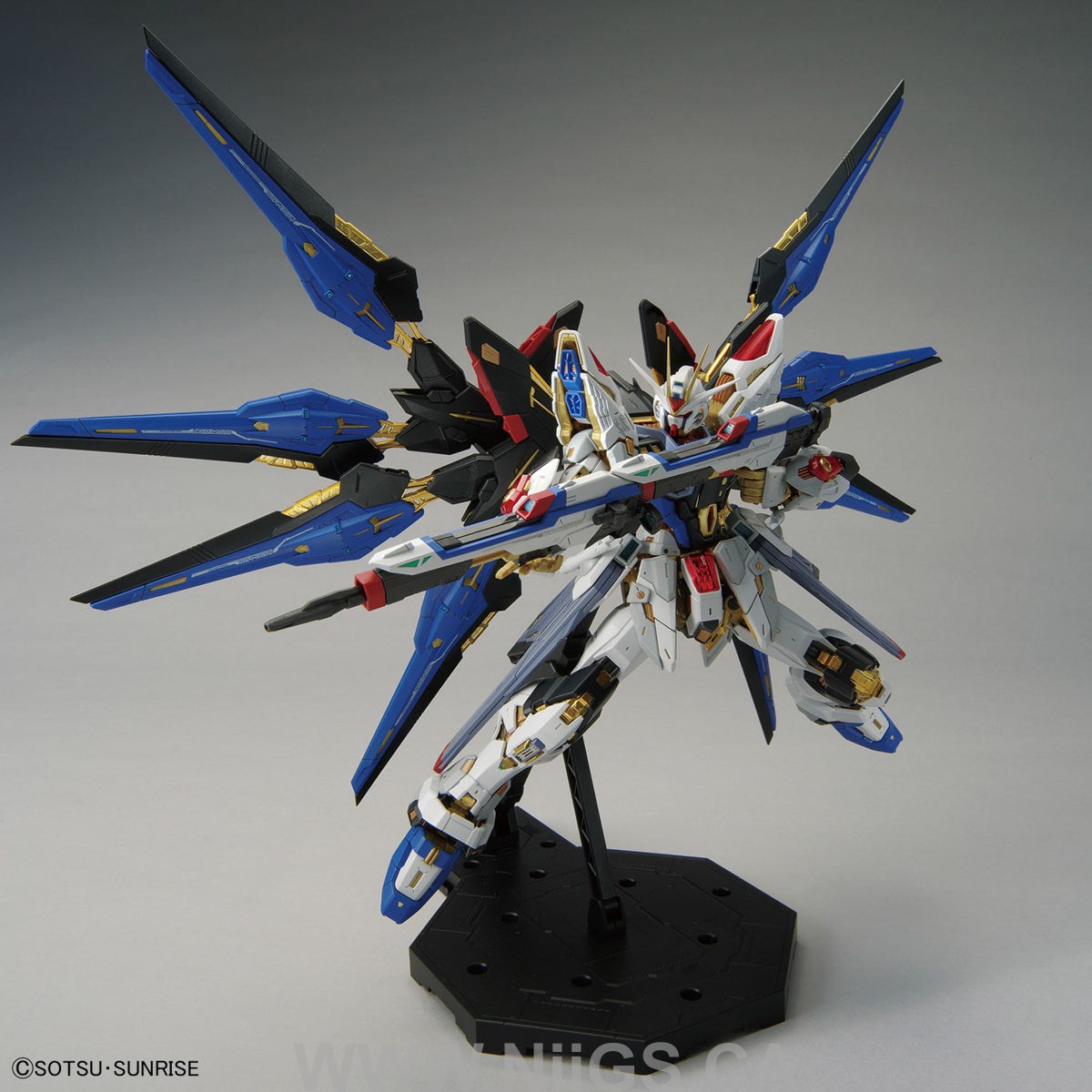 BANDAI HOBBY MGEX 1/100 STRIKE FREEDOM GUNDAM