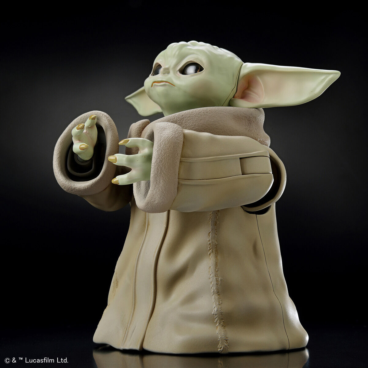 BANDAI 1/4 GROGU