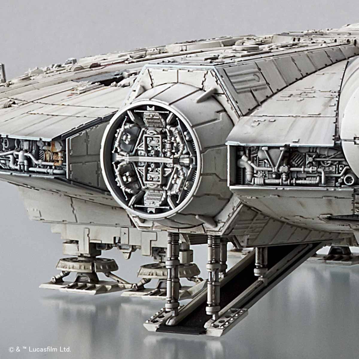 BANDAI 1/144 Millennium Falcon (The Rise of Skywalker)