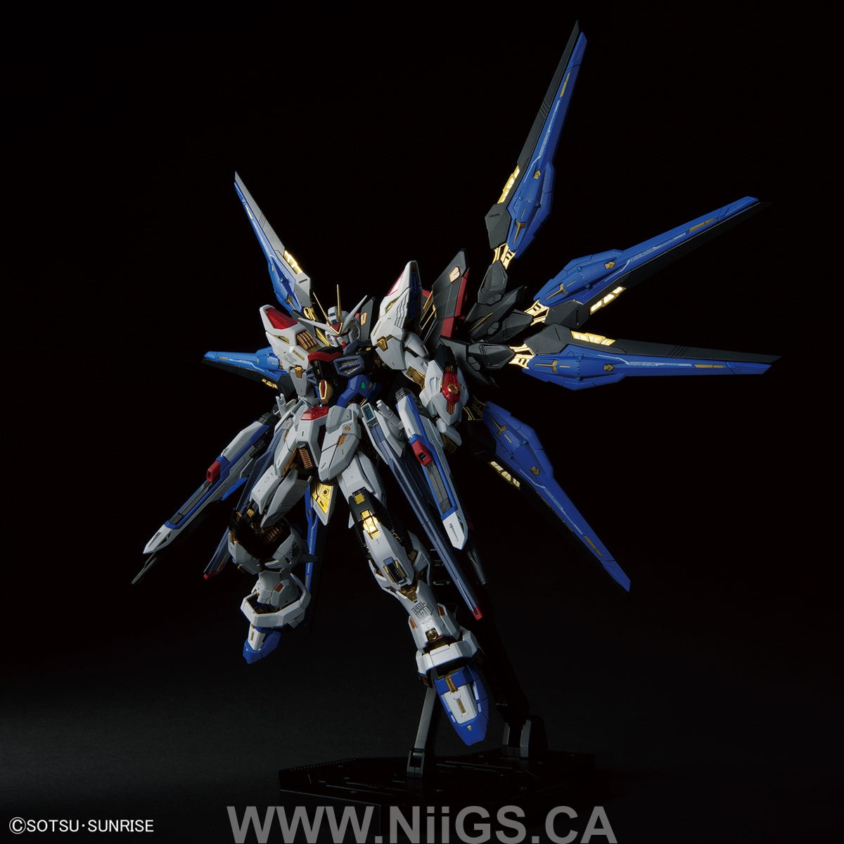 BANDAI HOBBY MGEX 1/100 STRIKE FREEDOM GUNDAM