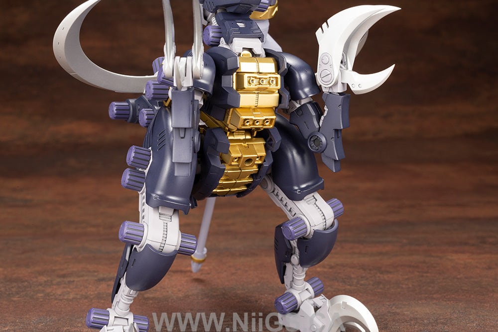 Kotobukiya EZ-027 Raven Raptor