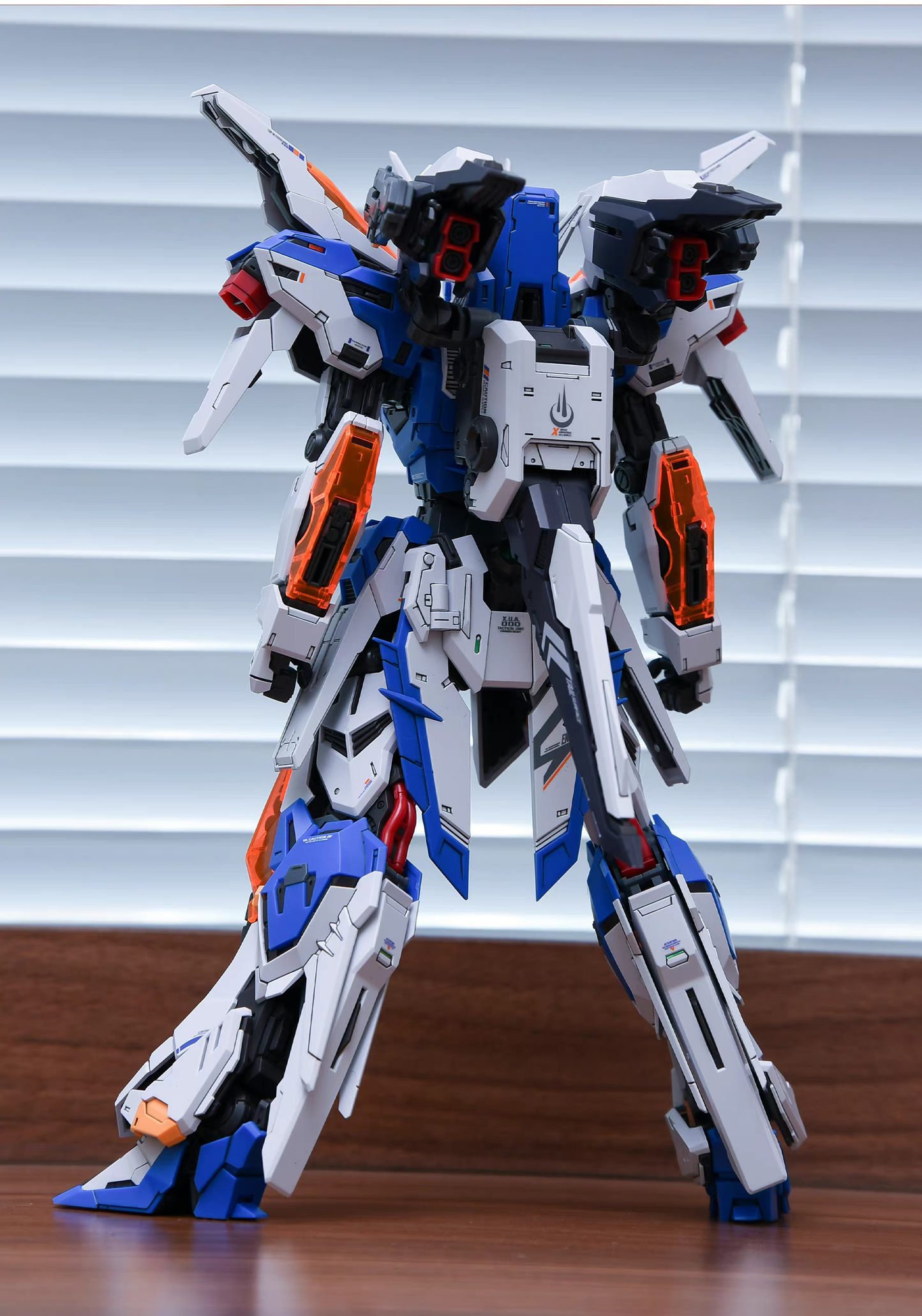 Infinite Dimension MG 1/100 Genesis