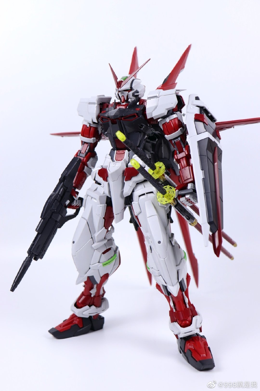 Nilson Works 尼爾森工坊 PG 1/60 Gundam Astray RED FRAME