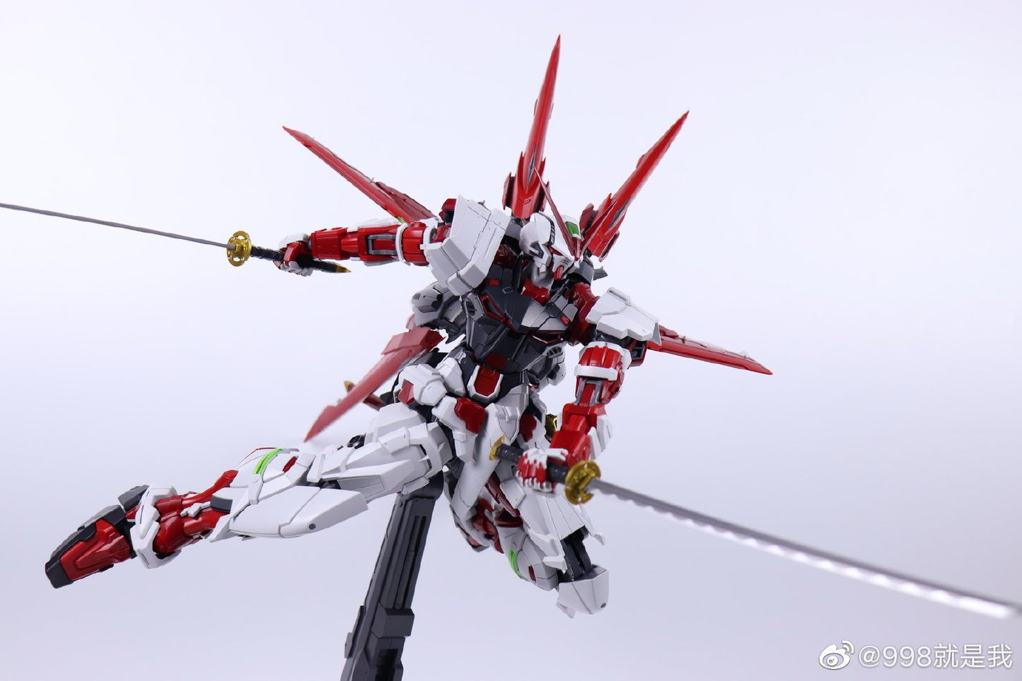 Nilson Works 尼爾森工坊 PG 1/60 Gundam Astray RED FRAME