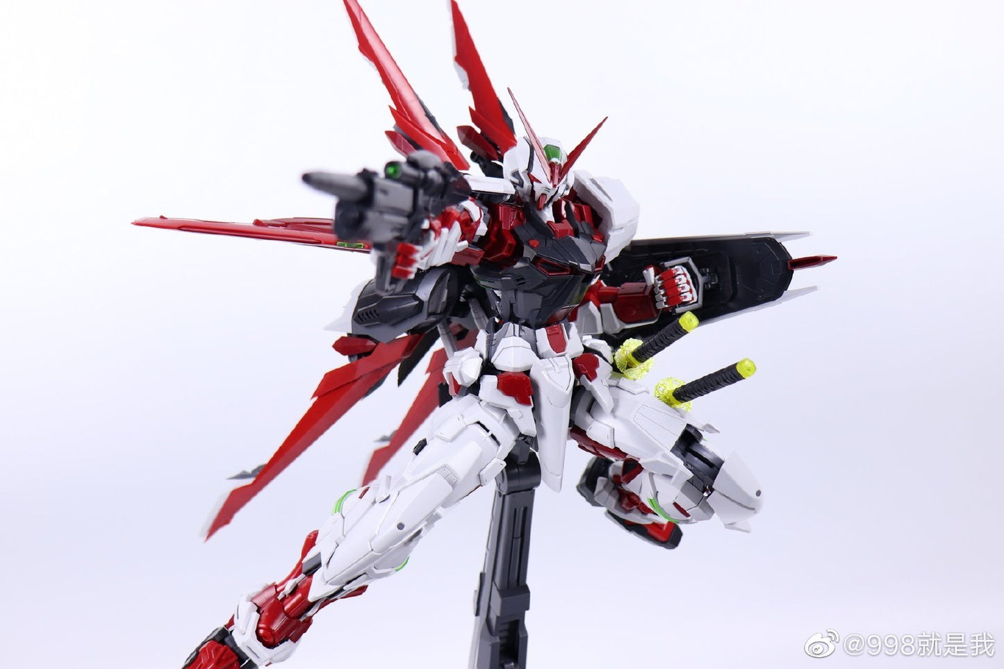 Nilson Works 尼爾森工坊 PG 1/60 Gundam Astray RED FRAME