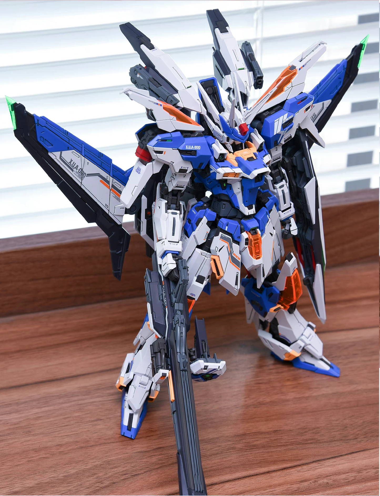 Infinite Dimension MG 1/100 Genesis