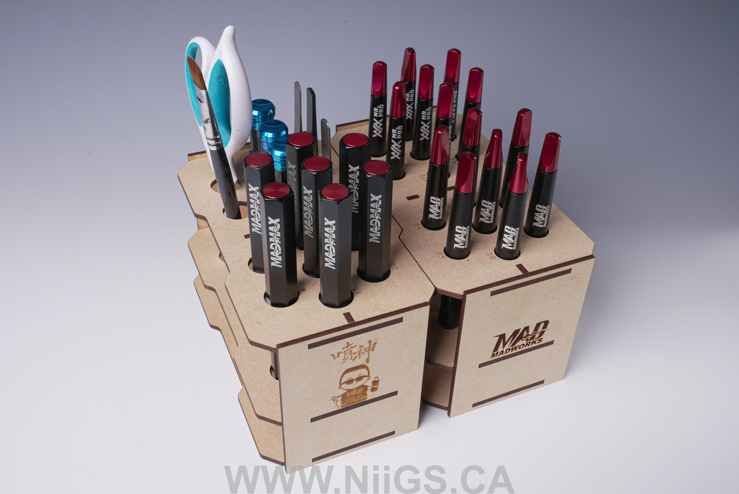 Madworks MH-11 Storage system