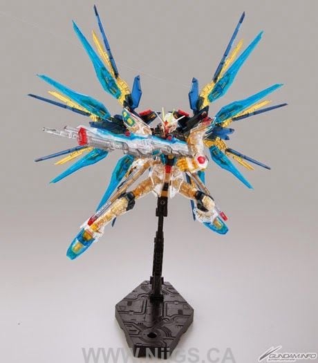 LIMITED RG 1/144 STRIKE FREEDOM COLOR CLEAR VER.