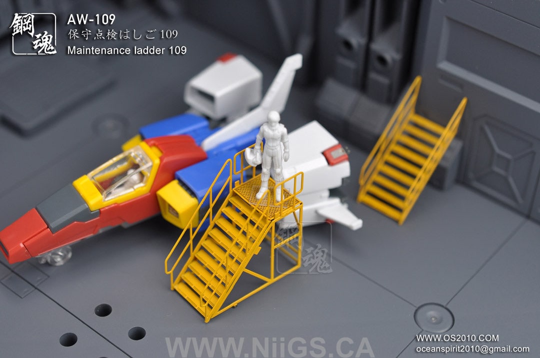 Madworks AW-109 Detail-up Maintenace Ladder
