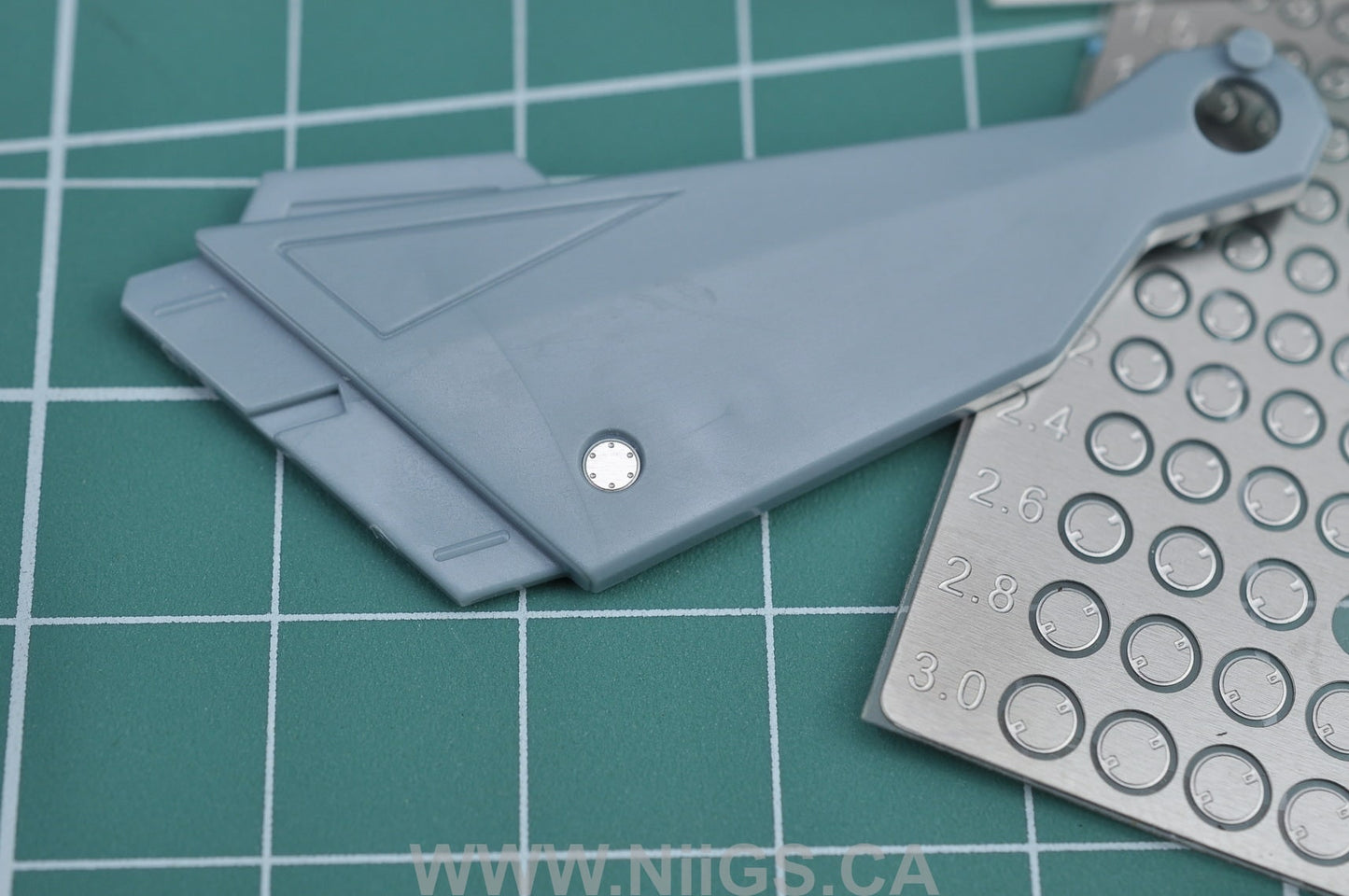 MADWORKS N-004 NERON PHOTOETCHED PIVOT HOLES DETAIL-UP PARTS