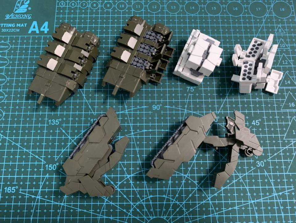 BW Model MG 1/100 Heavyarm Igel Equipment Add-on pack